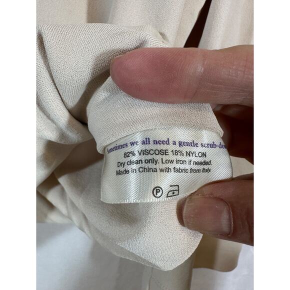 MM.LaFleur New York Size L Deneuve Faux Wrap Blouse 3/4 Sleeve Champagne C26 - Picture 4 of 7